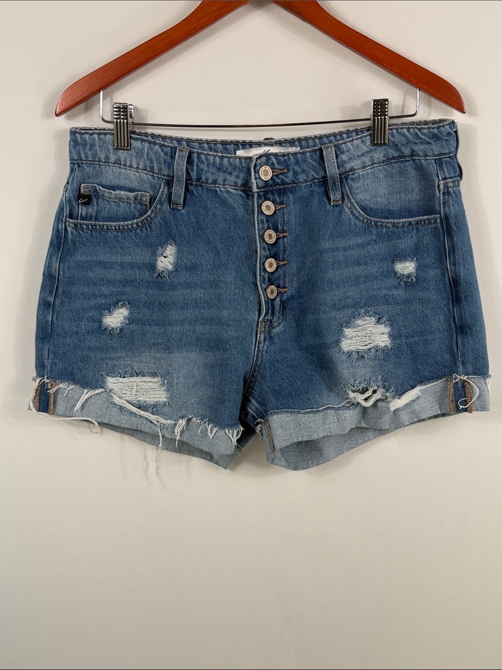 KanCan Frayed Button-Fly Denim Shorts - Blue. Womens size 11 / 29. Inseam 3 inch